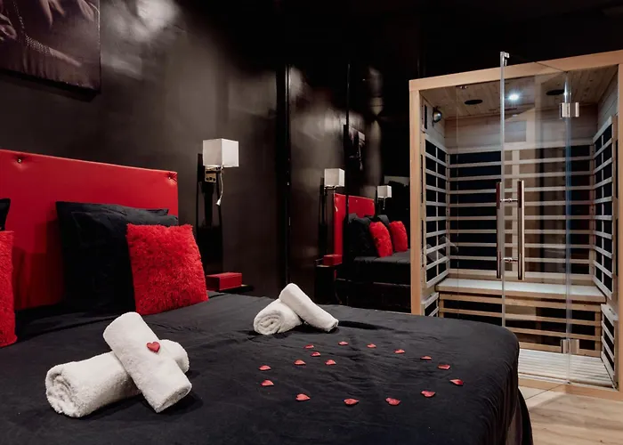 Loveroom#1 By Pimente Ton Couple